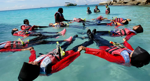 water confidence perhentian